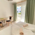 Osipovica 3* מדולין